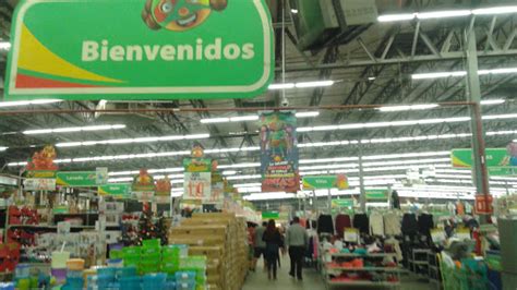 Bodega Aurrera Del Prado II, Supermarket at Tijuana.